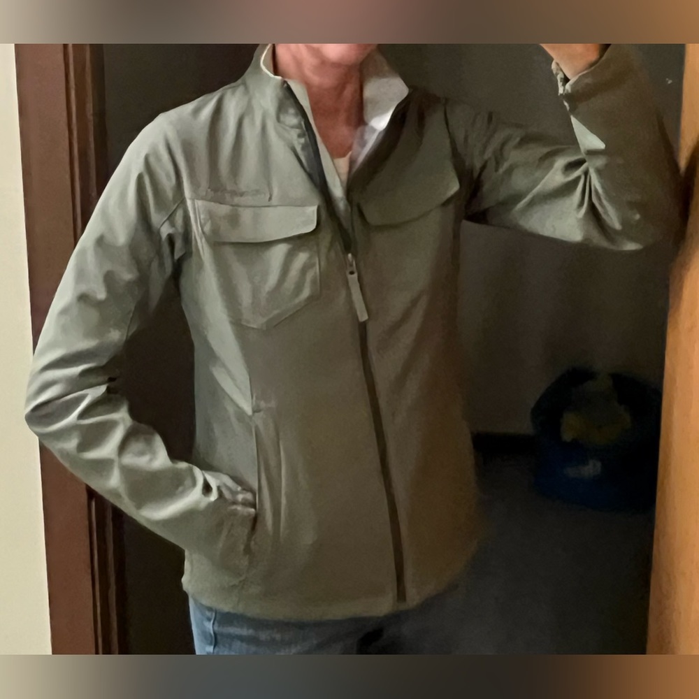 Eddie Bauer olive green Travex windbreaker jacket women's S